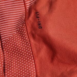 Nike Dri-FIT Coral Performance Top